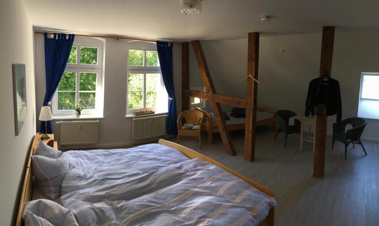 Appartement Gutshaus Alt-Jargenow à Alt Jargenow Extérieur photo